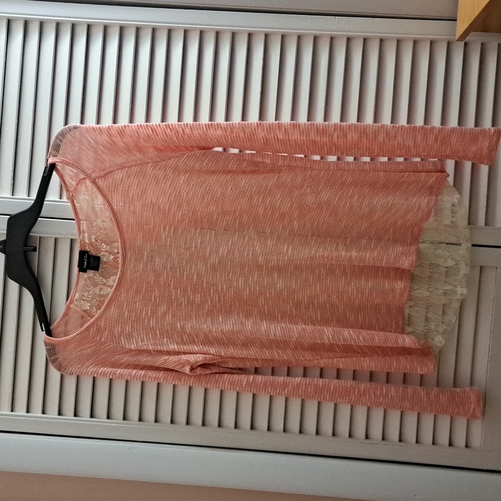 Womens long sleeve shirt